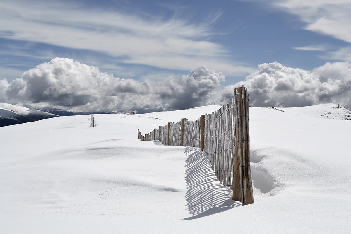 How To Install Snow Fence - The Homey Space