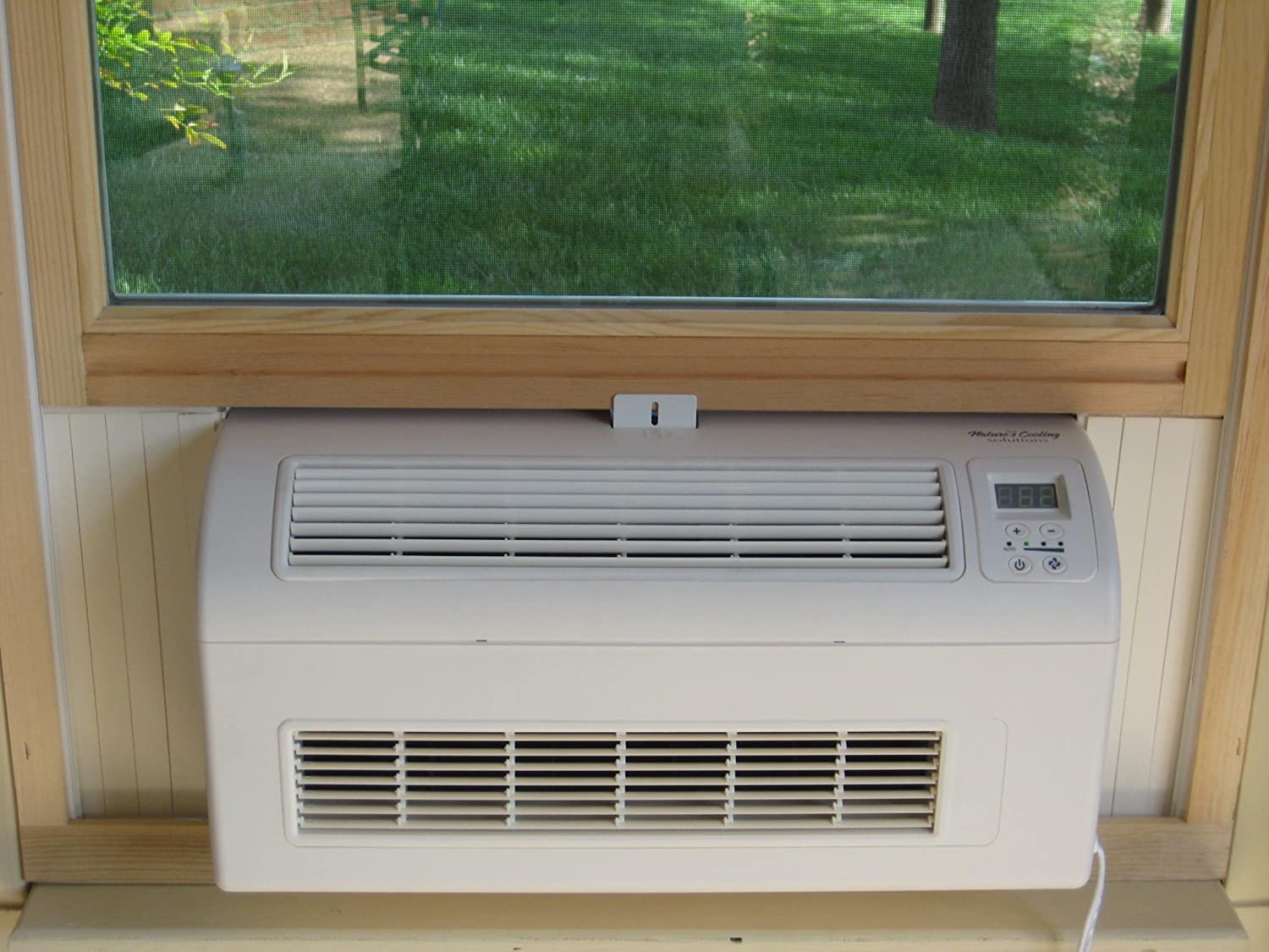 Nature's Cooling Solutions Eco Breeze Smart Window Fan