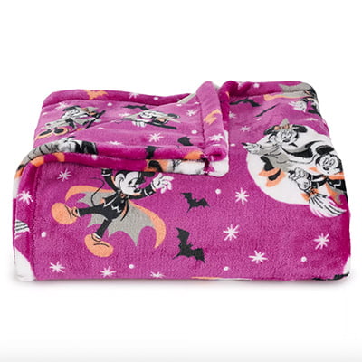 Disney's The Big One Oversized Halloween Throw Blanket Disney's The Big One Oversized Halloween Throw Blanket
