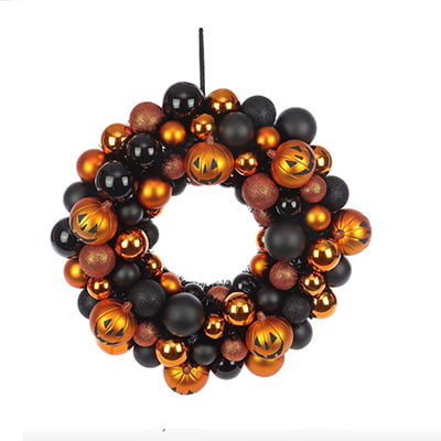 The Best Halloween Wreath for a Festive Front Door - The Homey Space