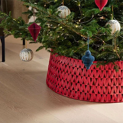 West Elm Open Weave Zig-Zag Red Christmas Tree Collar_ West Elm Open Weave Zig-Zag Red Christmas Tree Collar