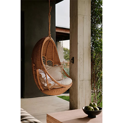 Peacock Indoor/Outdoor Hanging Chair
